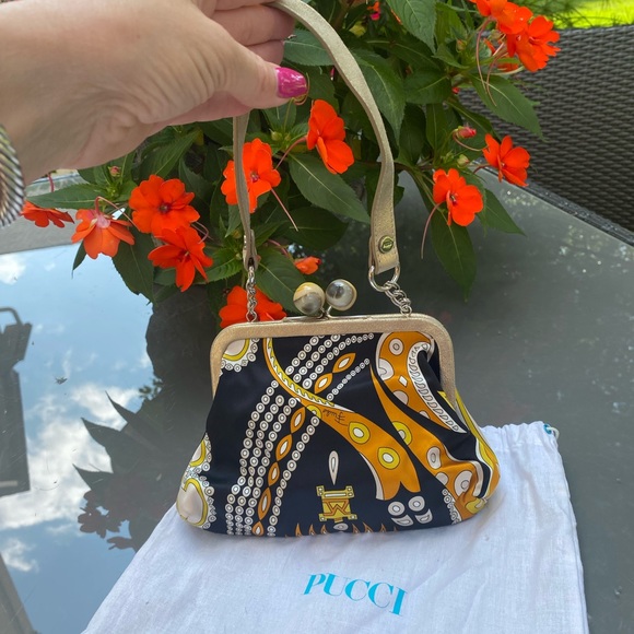 Emilio Pucci silk hand bag - Picture 4 of 12